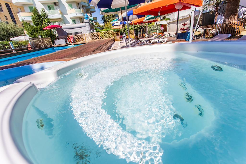 Hotel Lido Europa Riccione Camera foto